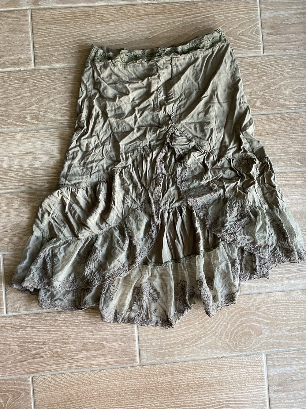 Women's Tiered Ruffle Skirt in Olive